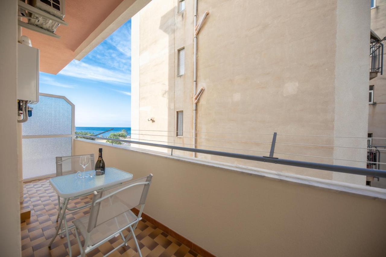 Trinacria Apartments Cefalu Bagian luar foto